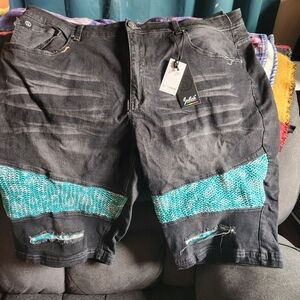 Brand New Men's Switch Jean Shorts. Waist 42
